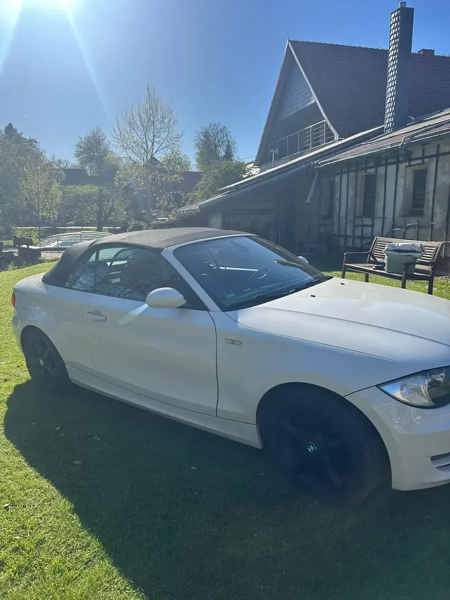 Gebraucht BMW 118 Cabriolet 136 PS (100 kW) 2008 Weiß Cabrio