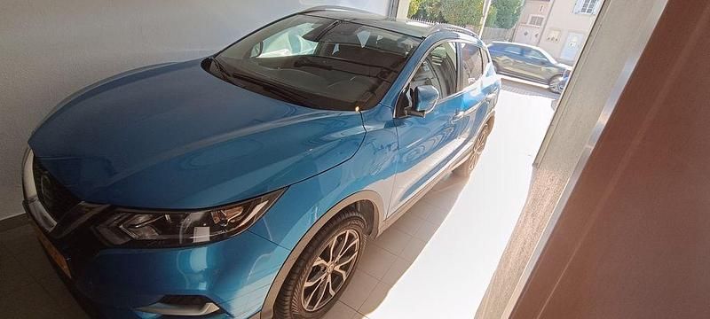 Blau Gebraucht 2018 Nissan Qashqai N-Connecta SUV | 17.200 € (Fairer Preis) - Bild 1/3