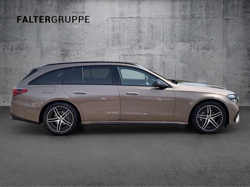 Gebraucht Mercedes E220 AMG 197 PS (144 kW) 2024 Lack samtbraun Kombi