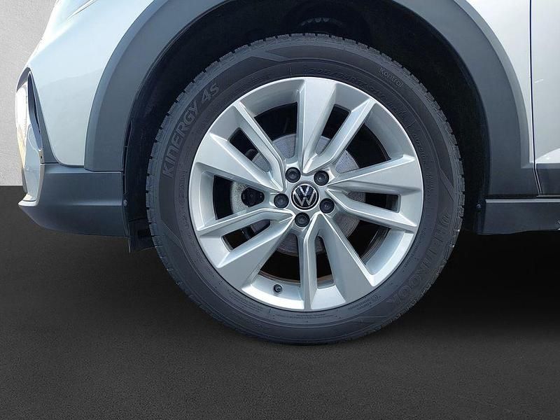 Gebraucht VW Taigo Move 95 PS (69 kW) 2024 Silber SUV