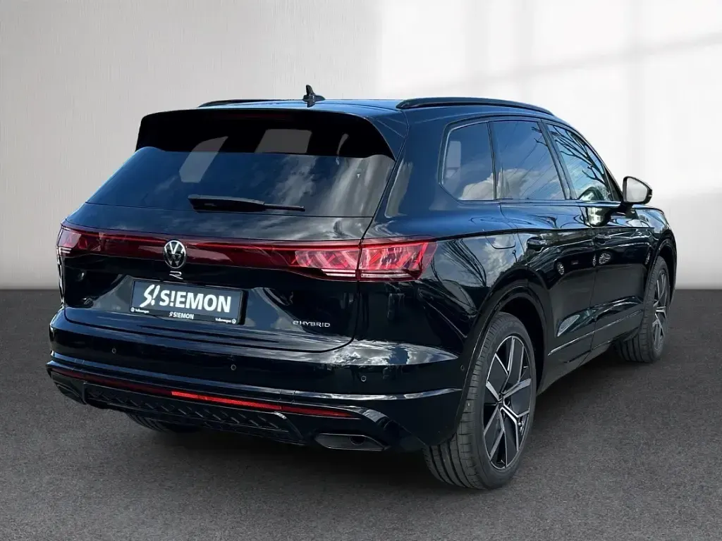 Gebraucht VW Touareg R 462 PS (339 kW) 2025 Schwarz SUV