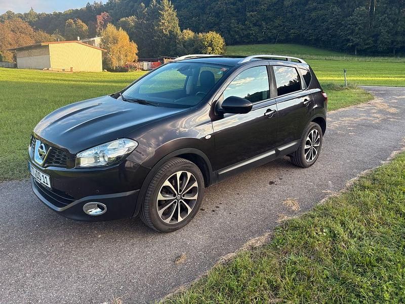 Schwarz Gebraucht 2011 Nissan Qashqai I-Way SUV | 6.200 € (Fairer Preis) - Bild 1/4