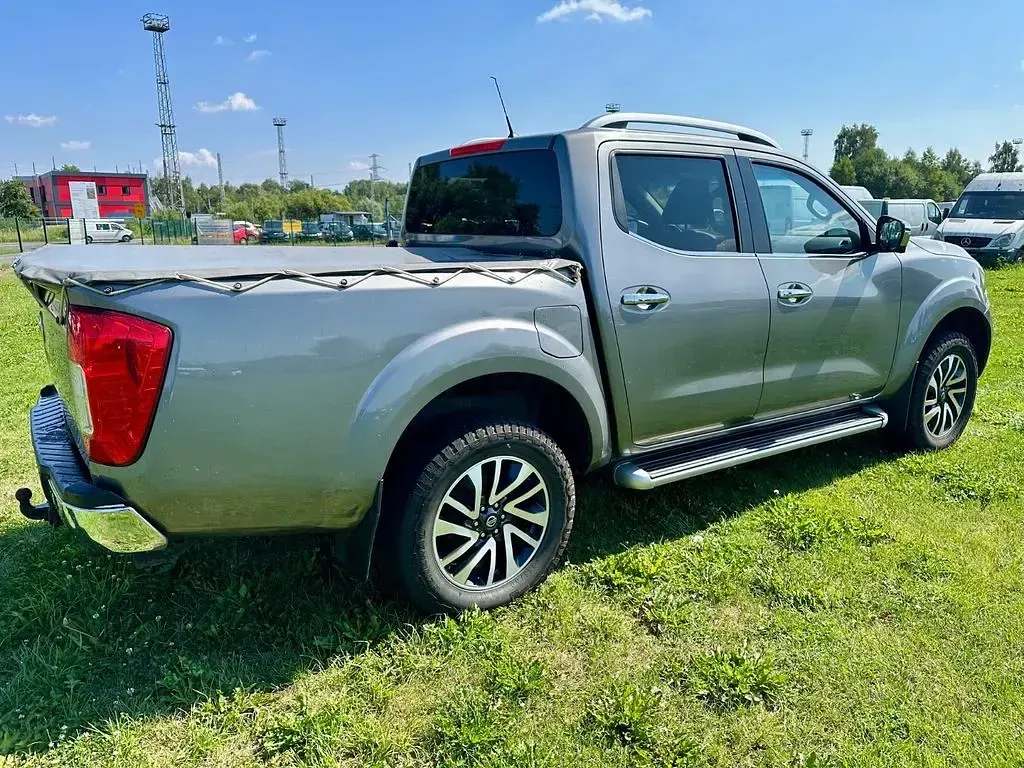 Gebraucht Nissan Navara N-Connecta 190 PS (139 kW) 2019 Grau Pickup