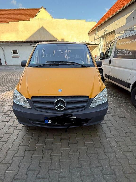 Gelb Gebraucht 2011 Mercedes Vito Van | 4.150 € (Superpreis) - Bild 1/4