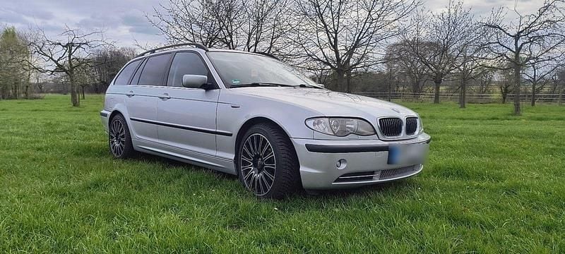 Gebraucht BMW 330 Performance 231 PS (169 kW) 2005 Silber Kombi