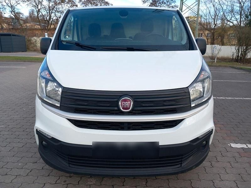 Gebraucht Fiat Talento 121 PS (88 kW) 2018 Weiß Van / Kleinbus