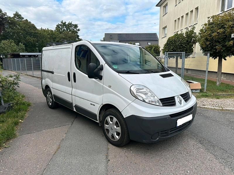 Weiß Gebraucht 2011 Renault Trafic Van | 3.350 € - Bild 1/4