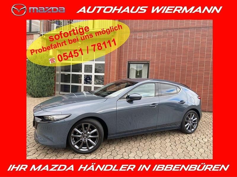 Grau Gebraucht 2021 Mazda 3 Selection Limousine | 21.250 € (Fairer Preis) - Bild 1/4