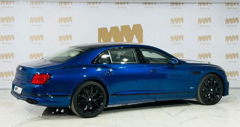 Gebraucht Bentley Flying Spur 551 PS (405 kW) 2022 Blau Limousine