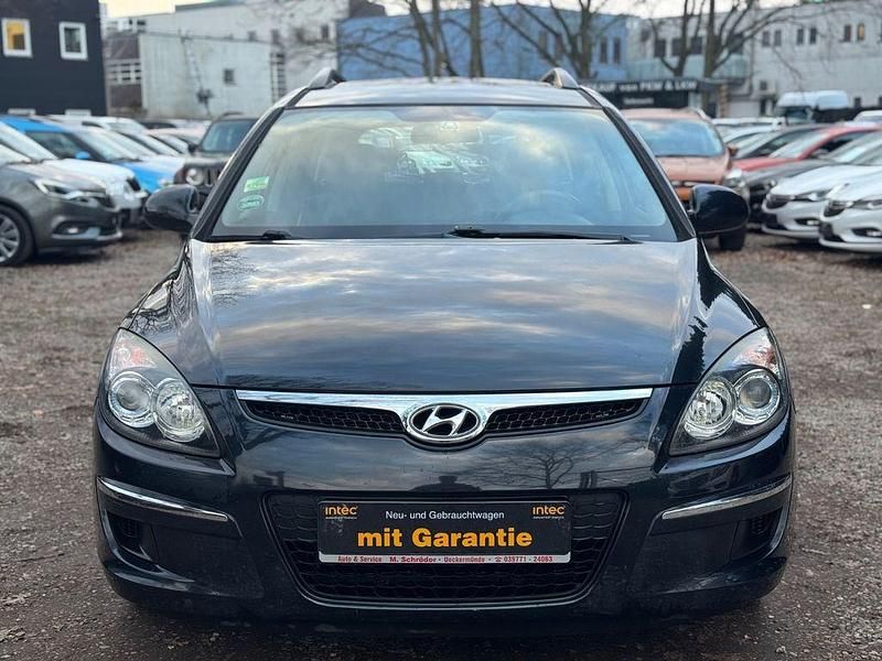 Gebraucht Hyundai i30 Classic 109 PS (80 kW) 2009 Schwarz Kombi