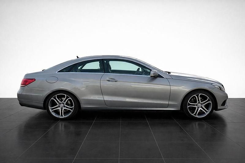 Gebraucht Mercedes E350 252 PS (185 kW) 2014 Silber Coupé