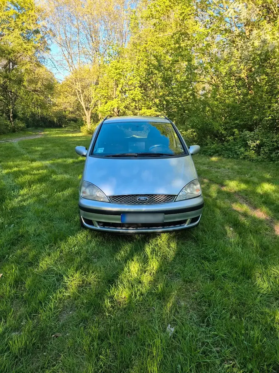 Usata Ford Galaxy 131 CV (96 kW) 2004 Argento Monovolume