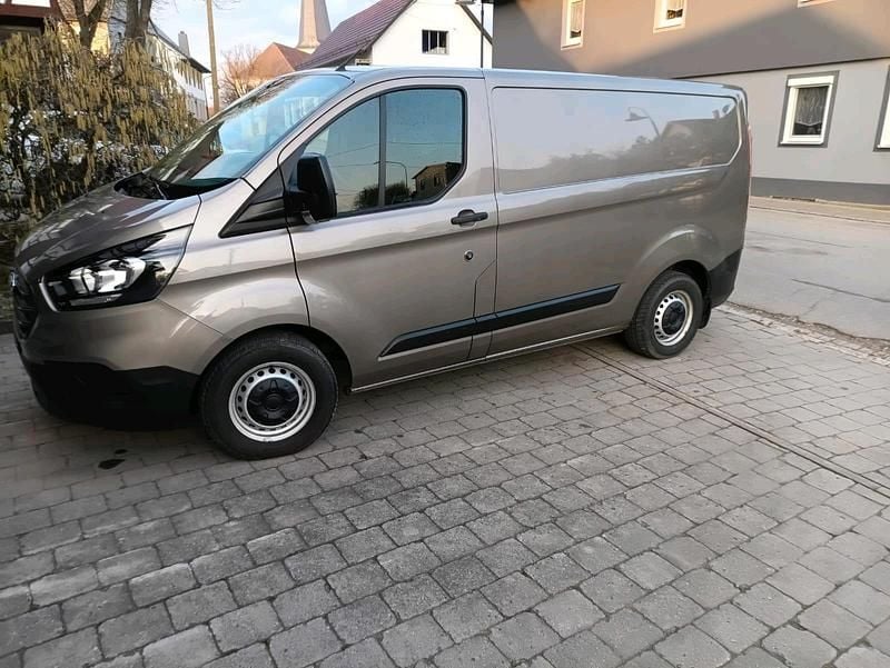 Gebraucht Ford Transit Custom 105 PS (77 kW) 2019 Van / Kleinbus