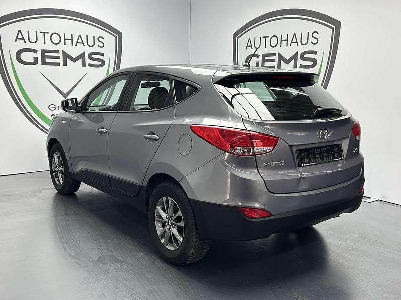 Gebraucht Hyundai ix35 Classic 135 PS (99 kW) 2013 Grau SUV