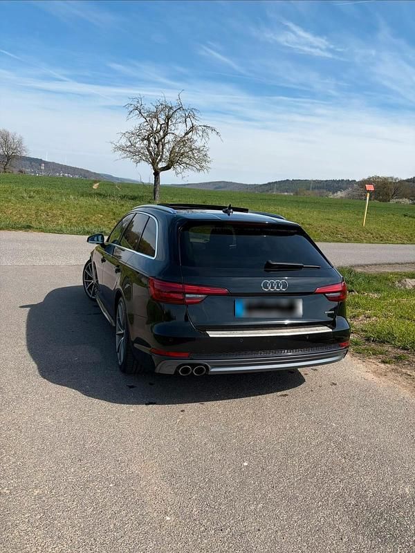Gebraucht Audi A4 S-Line 190 PS (139 kW) 2017 Schwarz Kombi
