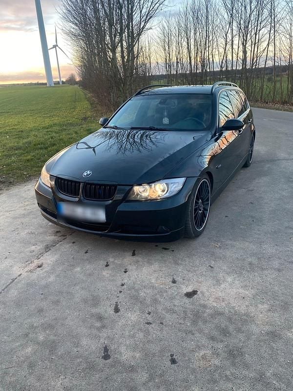 Gebraucht BMW 325 M Performance 320 PS (235 kW) 2008 Schwarz Kombi