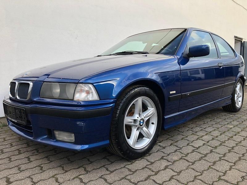 Gebraucht BMW 316 105 PS (77 kW) 1999 Blau Limousine