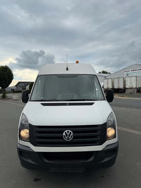 Weiß Gebraucht 2013 VW Crafter Van | 8.790 € (Guter Preis) - Bild 1/4