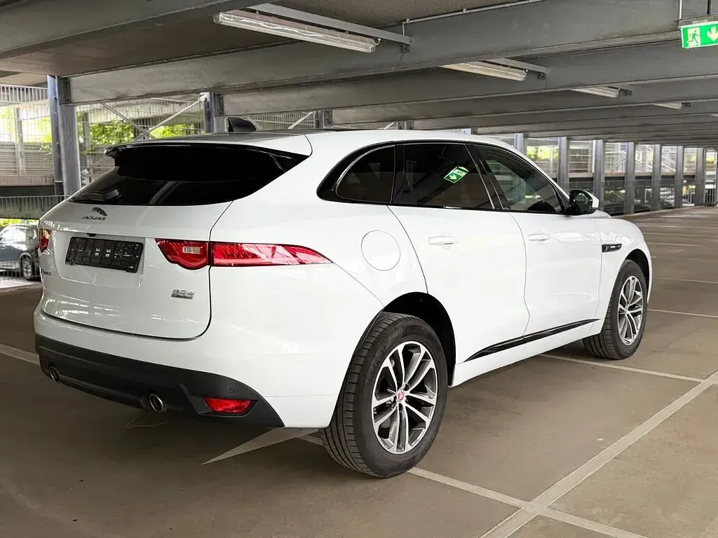 Gebraucht Jaguar F-Pace R-Sport 300 PS (220 kW) 2019 Weiß SUV