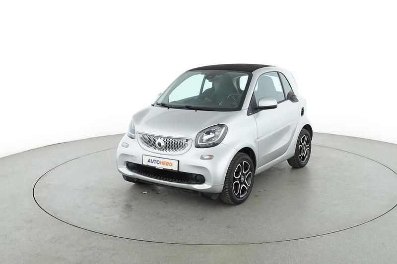 Grau Gebraucht 2018 Smart ForTwo Coupé Basis Kleinwagen | 9.800 € (Superpreis) - Bild 1/3