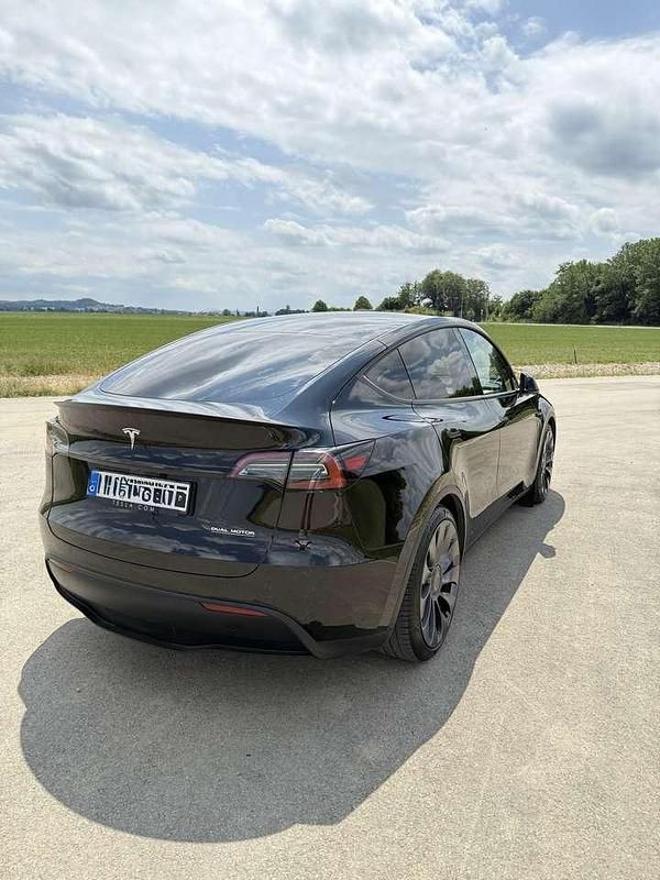 Gebraucht Tesla Model Y Performance 392 kW (534 PS) 2024 SUV