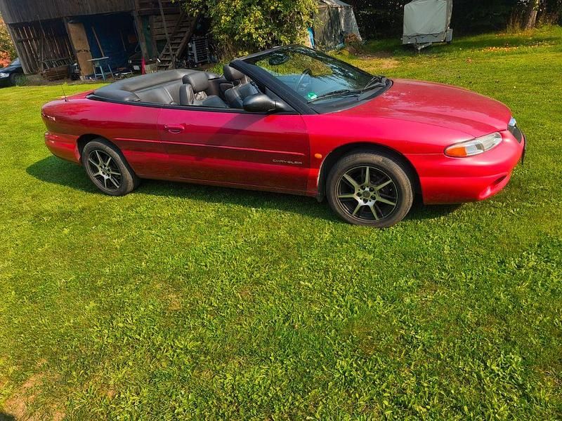 Rot Gebraucht 1998 Chrysler Stratus Cabrio | 1.200 € (Superpreis) - Bild 1/4
