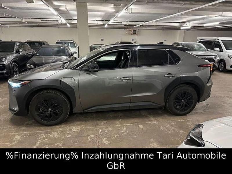Gebraucht Toyota bZ4X 160 kW (218 PS) 2022 Grau SUV