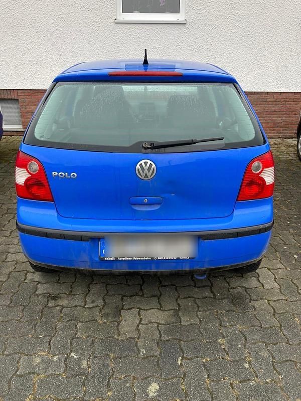 Blau Gebraucht 2002 VW Polo Kleinwagen | 990 € (Fairer Preis) - Bild 1/4