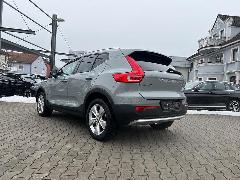 Gebraucht Volvo C40 94 kW (129 PS) 2023 Vapour grey metallic SUV