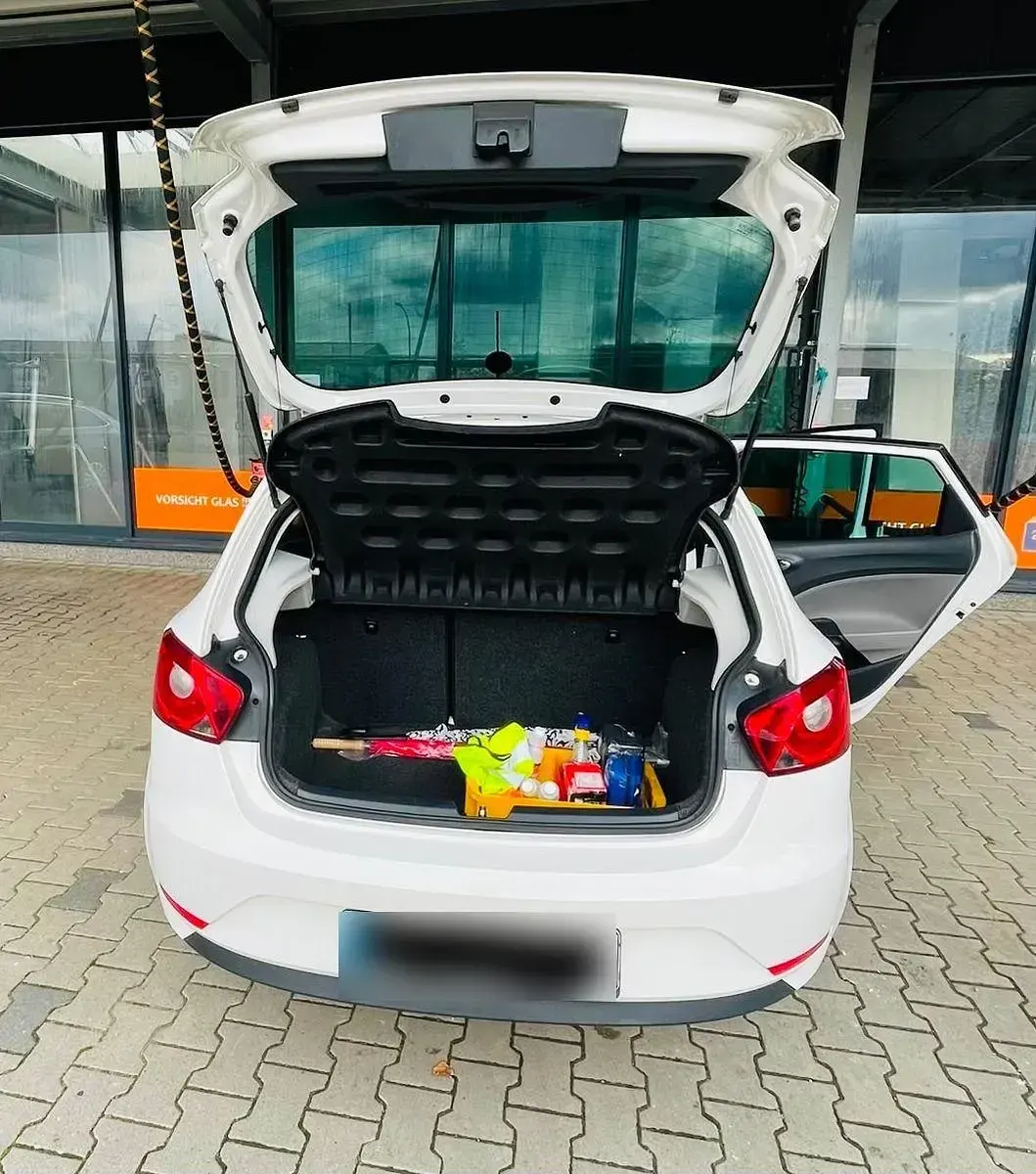 Gebraucht Seat Ibiza 69 PS (50 kW) 2014 Weiß Kleinwagen