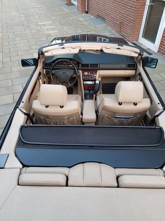 Gebraucht Mercedes 200 136 PS (100 kW) 1994 Grün Cabrio