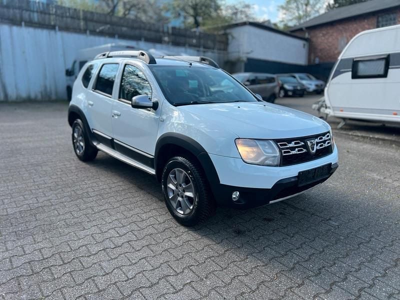 Używany Dacia Duster 125 KM (91 kW) 2015 Biały SUV