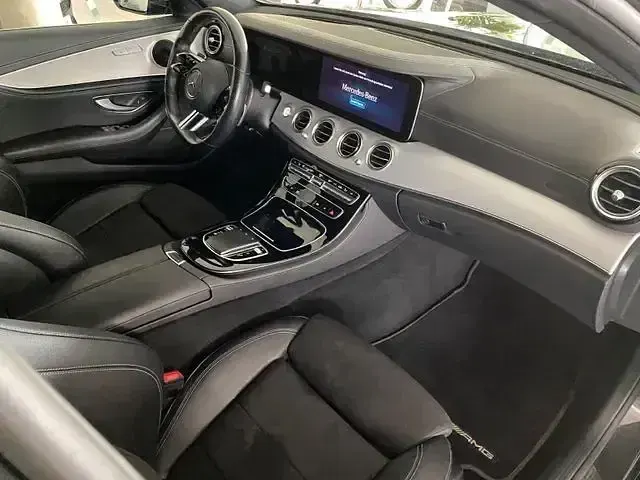 Gebraucht Mercedes E400 AMG 330 PS (242 kW) 2021 Grau Limousine