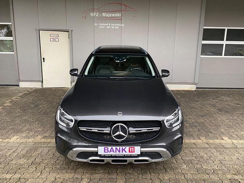 Gebraucht Mercedes GLC300 258 PS (189 kW) 2019 Grau SUV