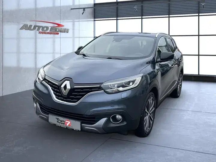 Platingrau Gebraucht 2018 Renault Kadjar Experience SUV | 13.990 € (Fairer Preis) - Bild 1/4