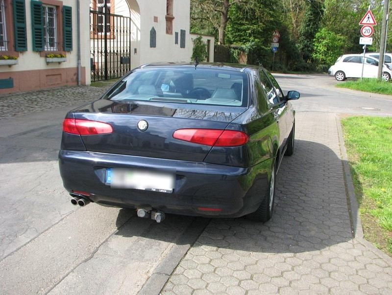 Gebraucht Alfa Romeo 166 220 PS (161 kW) 2003 Blau Limousine