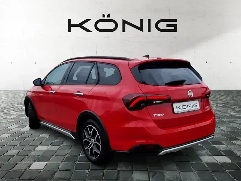 Gebraucht Fiat Tipo Red 131 PS (96 kW) 2023 Rot Kombi