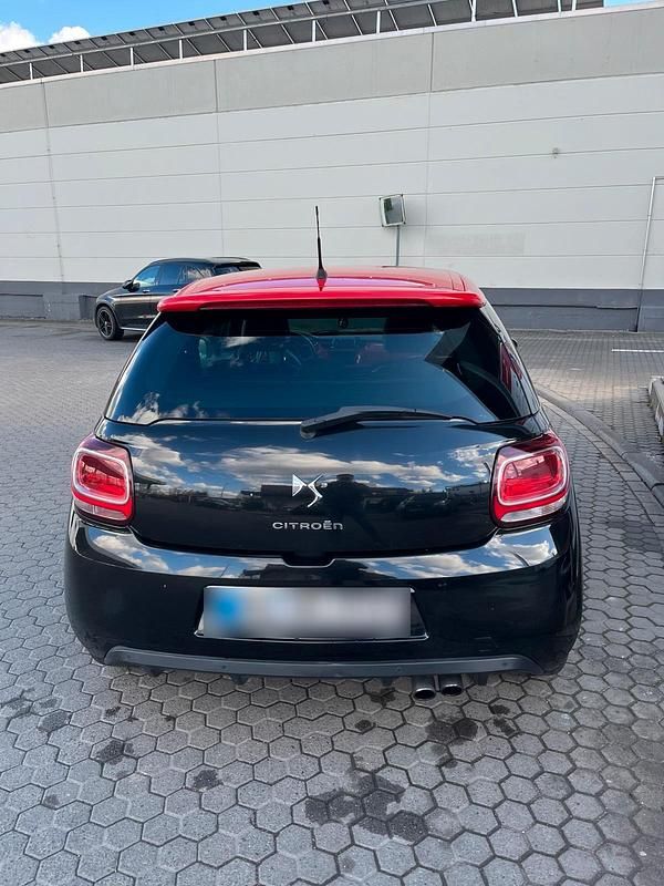 Gebraucht Citroën DS3 156 PS (114 kW) 2014 Schwarz Kleinwagen