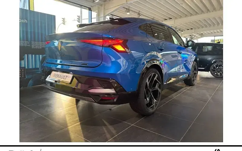 Second-hand Renault Rafale 300 CP (220 kW) 2025 Albastru SUV
