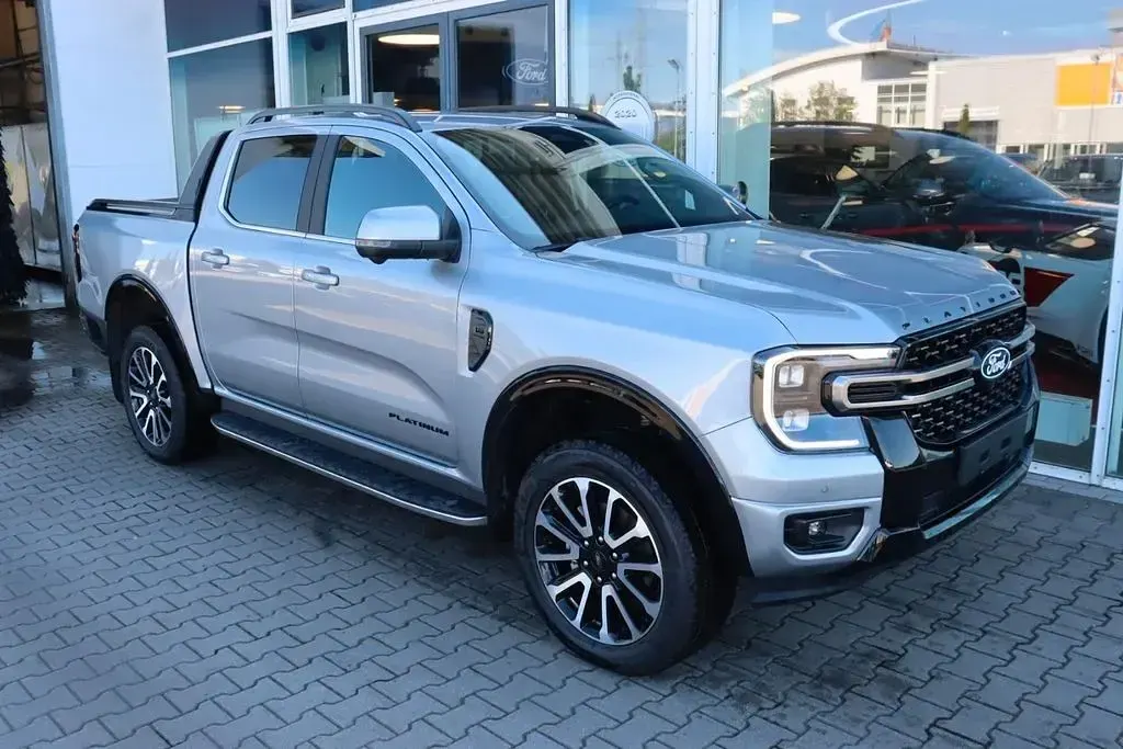 Neu Ford Ranger Platinum 241 PS (177 kW) 2026 Silber Pickup