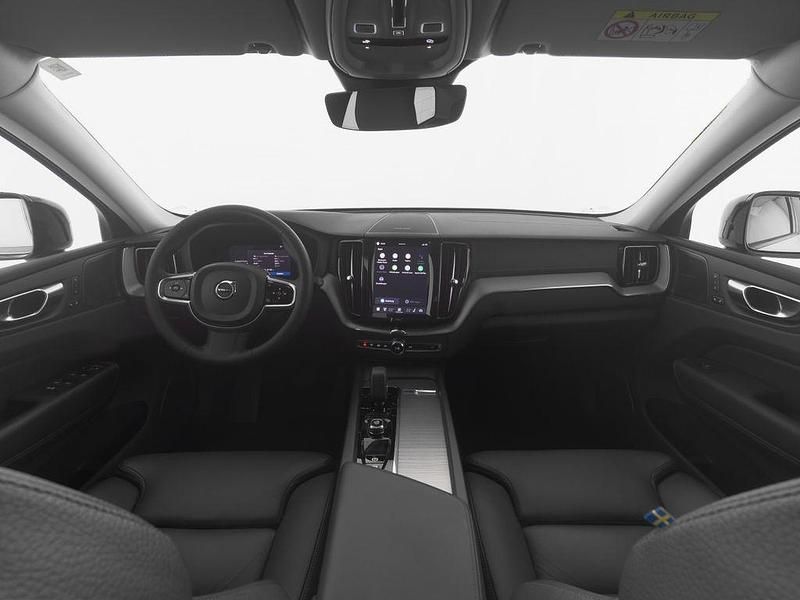 Gebraucht Volvo XC60 Ultimate 197 PS (144 kW) 2023 Weiß crystal white / metallic SUV