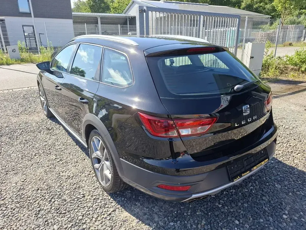 Gebraucht Seat Leon X-Perience 4Drive 184 PS (135 kW) 2015 Schwarz Kombi