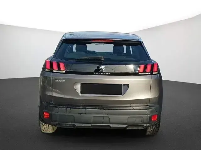 Gebraucht Peugeot 3008 Active 131 PS (96 kW) 2023 Grau SUV