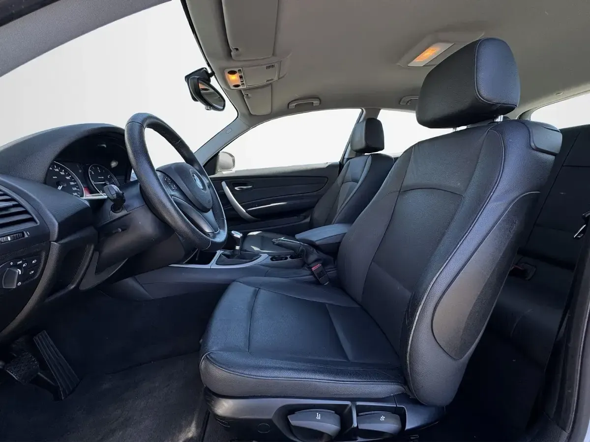 Używany BMW 116 Advantage 116 KM (85 kW) 2010 Srebrny Hatchback