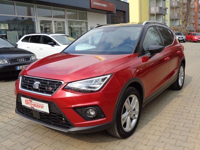 Rot Gebraucht 2021 Seat Arona FR SUV | 18.990 € (Etwas zu teuer) - Bild 1/4