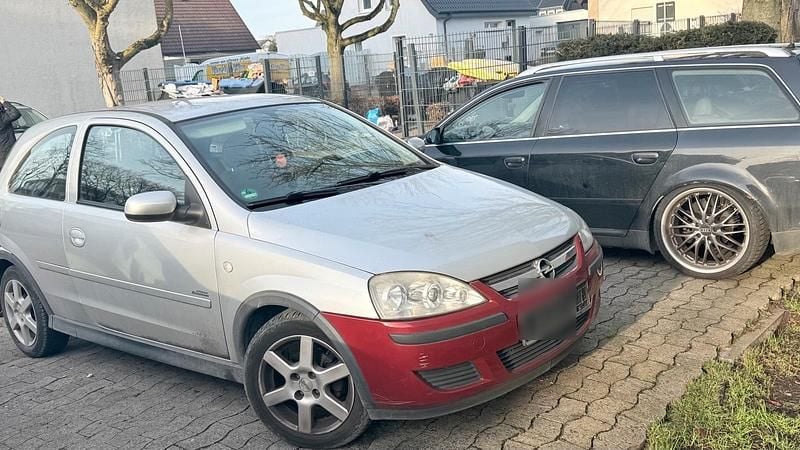 Gebraucht Opel Corsa 80 PS (58 kW) 2005 Silber Kleinwagen