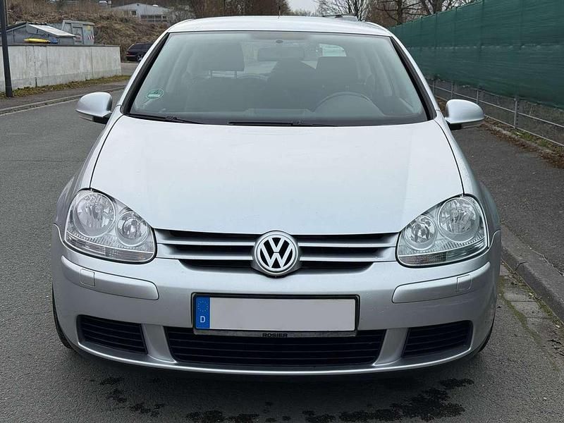 Gebraucht VW Golf IV Comfortline 102 PS (75 kW) 2005 Silber Limousine