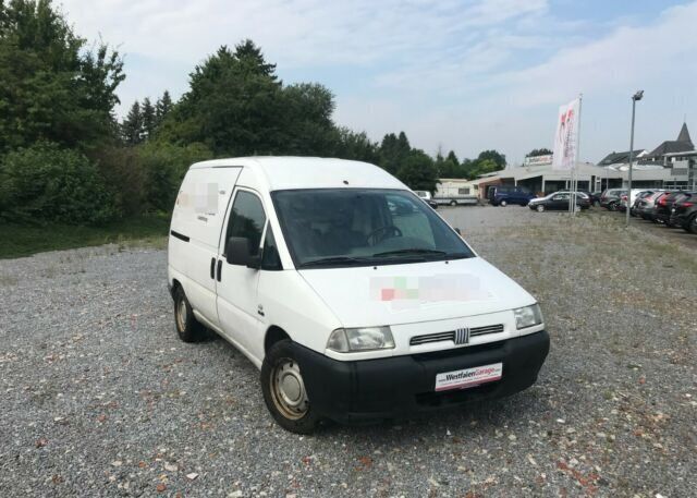 Gebraucht Fiat Scudo 94 PS (69 kW) 2002 Weiß Van