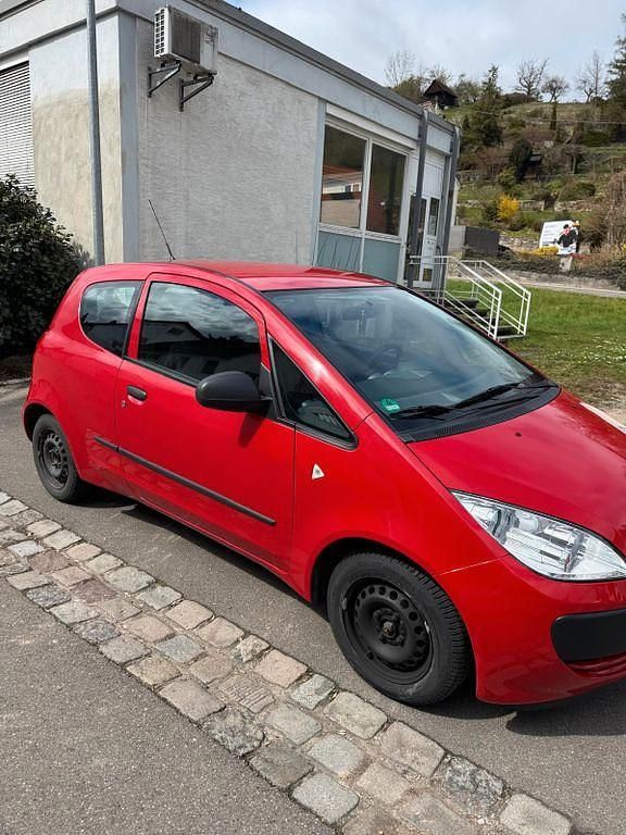 Gebraucht Mitsubishi Colt 95 PS (69 kW) 2006 Rot Limousine
