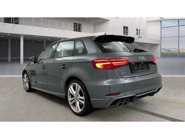Gebraucht Audi A3 Design 150 PS (110 kW) 2019 Monsungrau metallic Limousine